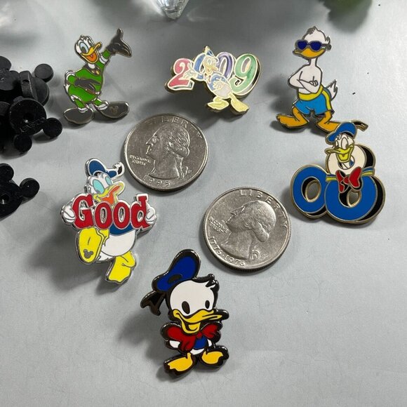 Disney Donald Duck Trading Pin Hidden Mickey Brooch Badge Lapel Pin Accessories - Picture 3 of 5
